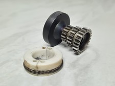 Schumacher Menace/Fusion/XTR 3 Speed Clutch Bell & Clutch Shoes + Spring U2491