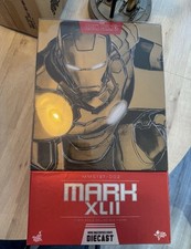 Hot Toys Iron Man Mark XLII