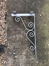 Sign Bracket ect galvanised.Strong bracket 40mm box section and 40x10 flat bar