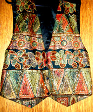 Beautiful Vintage Embroidered