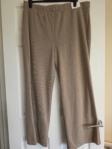 Ladies beige ribbed stretch