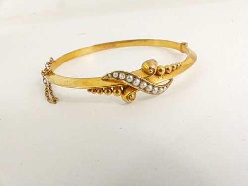 9ct rose gold peal - 9ct,