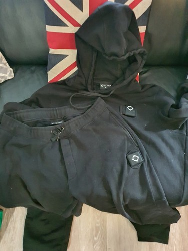 Full black strum - black, ma.strum