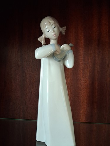 Lladro porcelain girl with - girl,
