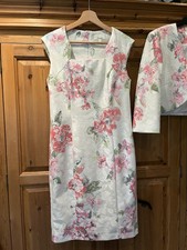 Wedding guest mother - guest, the