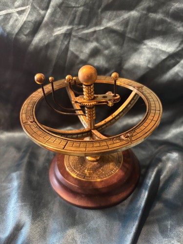 Franklin mint orrery - franklin,