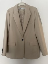 Zara Beige Blazer. Summer 2022 Collection