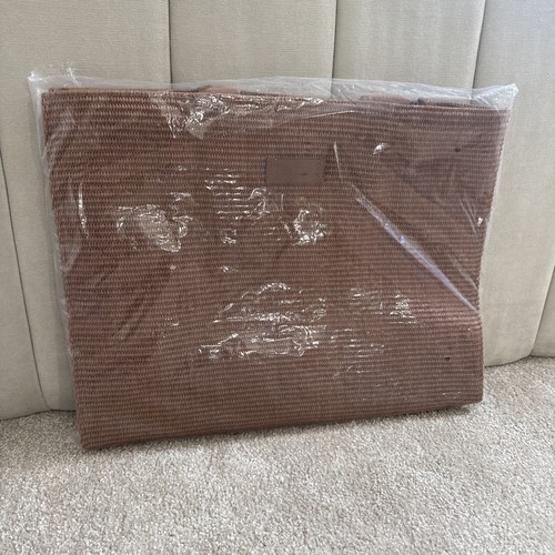 Burberry fragrance gwp - fragrance, tote