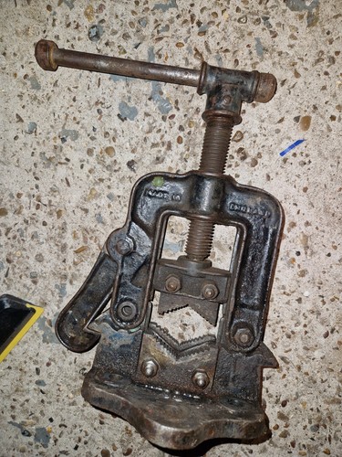 Record hinged pipe - 92,