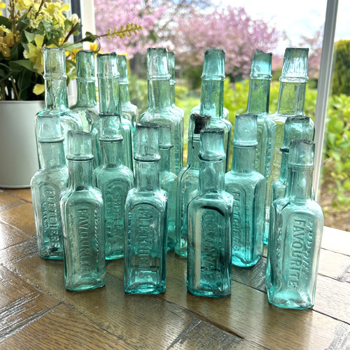 Aqua green vintage - aqua,