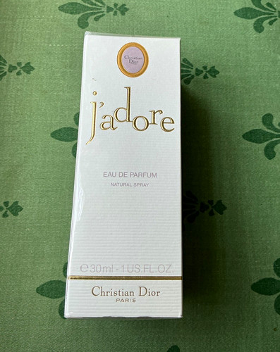 Christian dior adore eau de - christian,