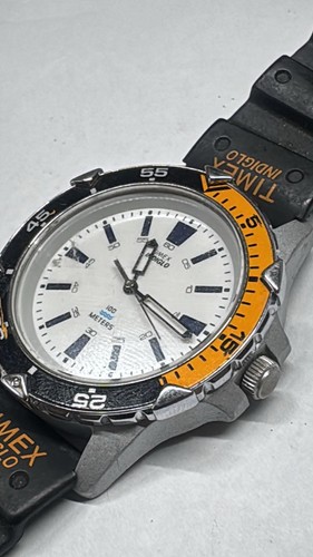 Rare vintage timex - rare, quartz