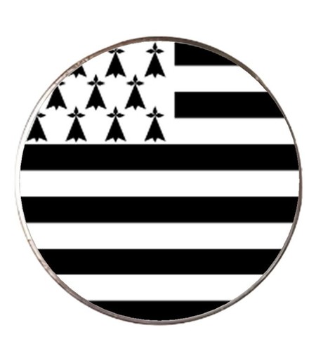 Brittany france round metal - brittany,