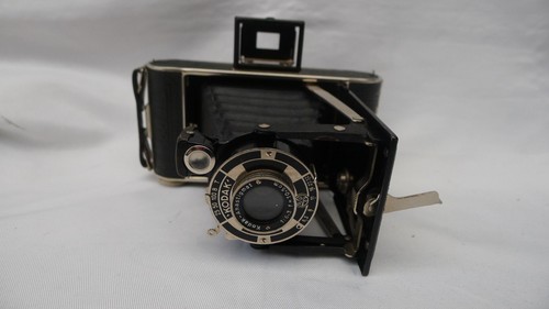 Vintage kodak six - six-20, art