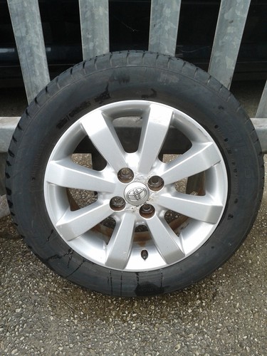 Toyota yaris inch - 15",