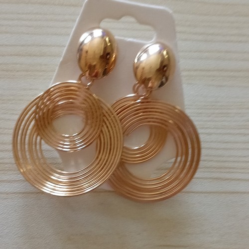 Costume gold tone round spiral - round,