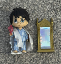 Harry In Pajamas Figure Harry Potter Magical Capsule Series 2 inc accessories
