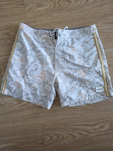 Hurley men board shorts 31 - men's,