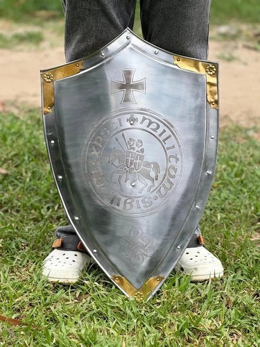 Heater knight cross shield - ,