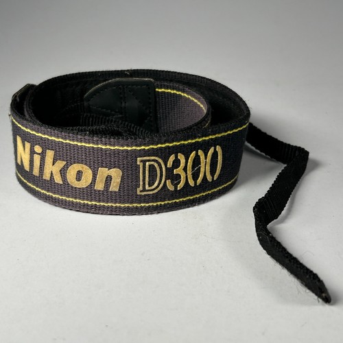 Genuine nikon d300 - genuine,