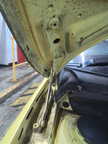 Bonnet hinge skoda fabia - bonnet,