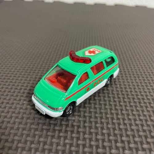 Tomica ambulance friends - tomica,