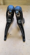 Shimano Ultegra 11-Speed Shifters ST-6800 Hydraulic Mechanical