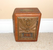 GREAT ANTIQUE BRASS POST