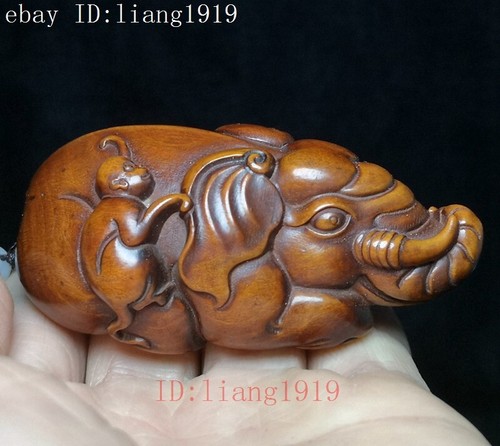 Chinese boxwood hand - , carved