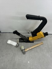 Dewalt Pneumatic Flooring Nailer Dpf15550-xj
