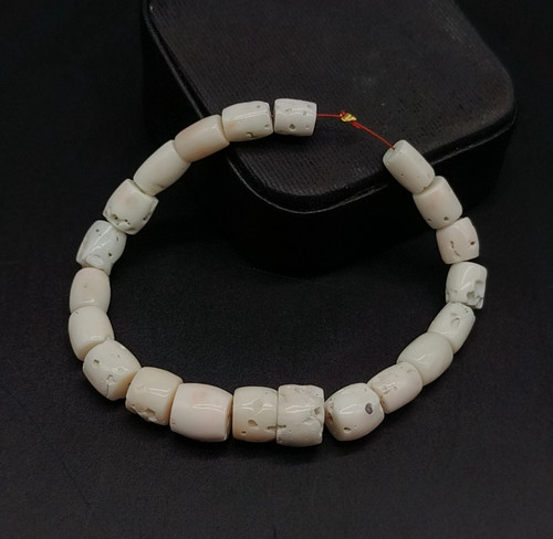Japanese white coral - white,