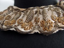 antique  vintage Handmade silk embroidered metallic thread collar