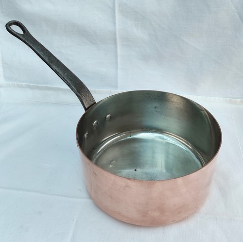 Vintage small copper sauce - small,