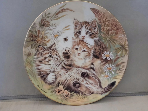 Pretty royal worcester - pretty, china
