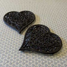 Cast Iron Heart Shaped Trivet (Pack of 2) Sauce Pan Pot Table Holder Stand