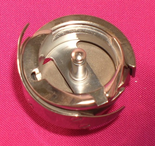 Hook base fits singer 20u - &,