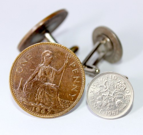 Two pairs cufflinks - cufflinks, made