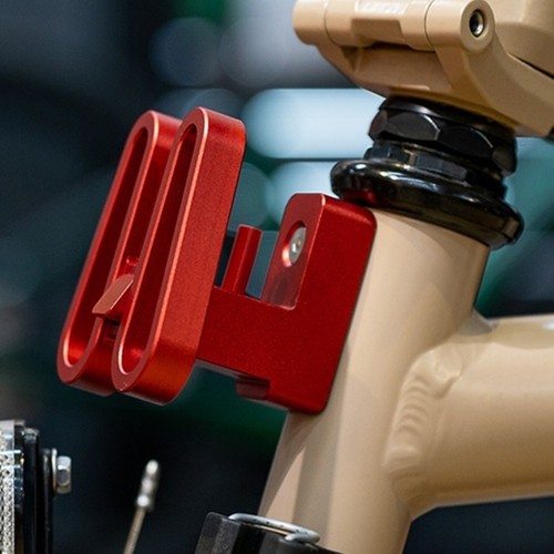 Front rack adapter with quick - adapter,