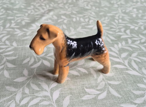 Beswick airedale terrier model - beswick,