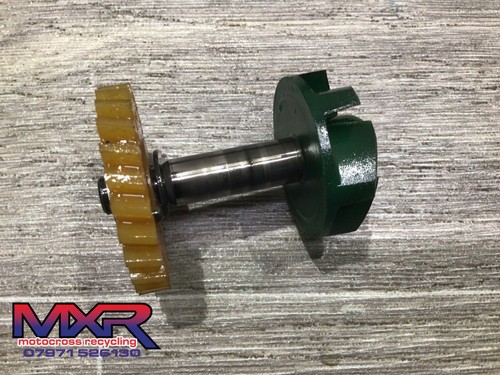 Yamaha 125 water pump - 125,