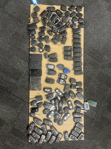 Car keys job lot 120 - car,