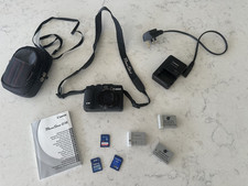 Canon PowerShot G16 Digital Camera, Charger, Case, Batteries, SD Cards, Manual