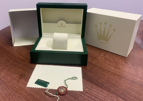 Rolex submariner date - rolex,