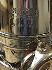 selmer V1 tenor saxophone great tone with a smoothe action, a classic instrument