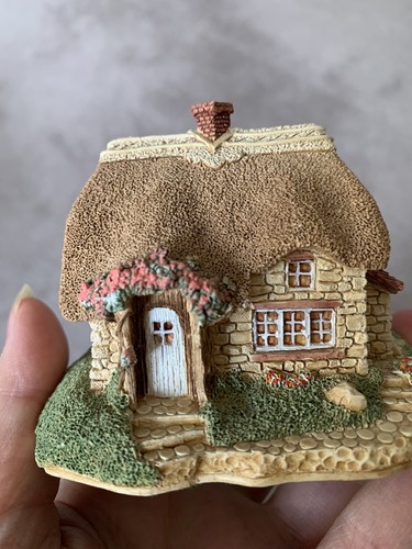 Lilliput lane cottages - lilliput,