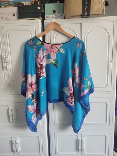 Blue pink floral - blue, beach