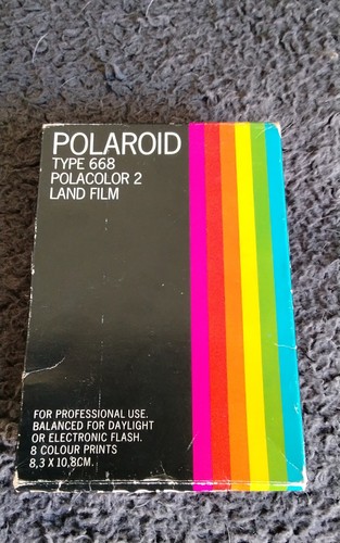 Polaroid type 668 polacolor - type,