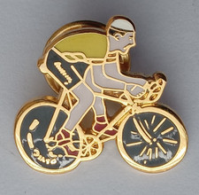 Cycling Tour De France Yellow Jersey Cyclist Enamel Pin Badge.    PB5-948