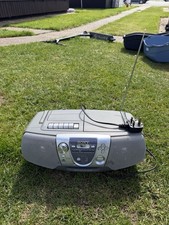 Sony  CFD-V7 Portable Radio