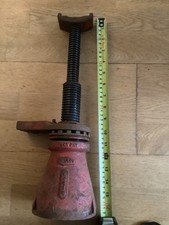 Shelley screw thread ratchet